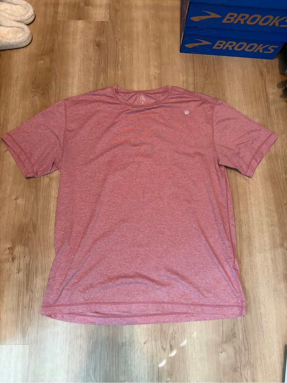 Rhoback Short Sleeve Crew Tee in Heather Red